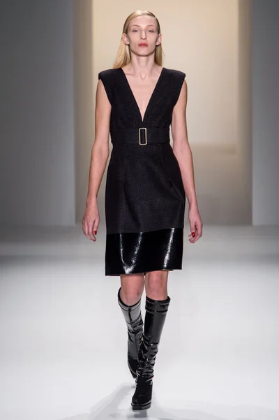 Look 3